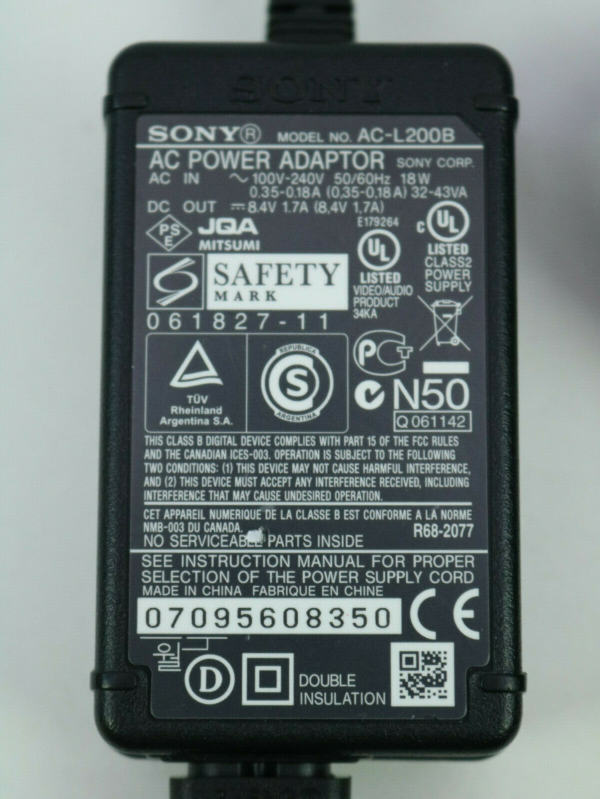 NEW Sony Handycam AC-L200B Camcorder Black AC Adapter 8.4V 1.7A